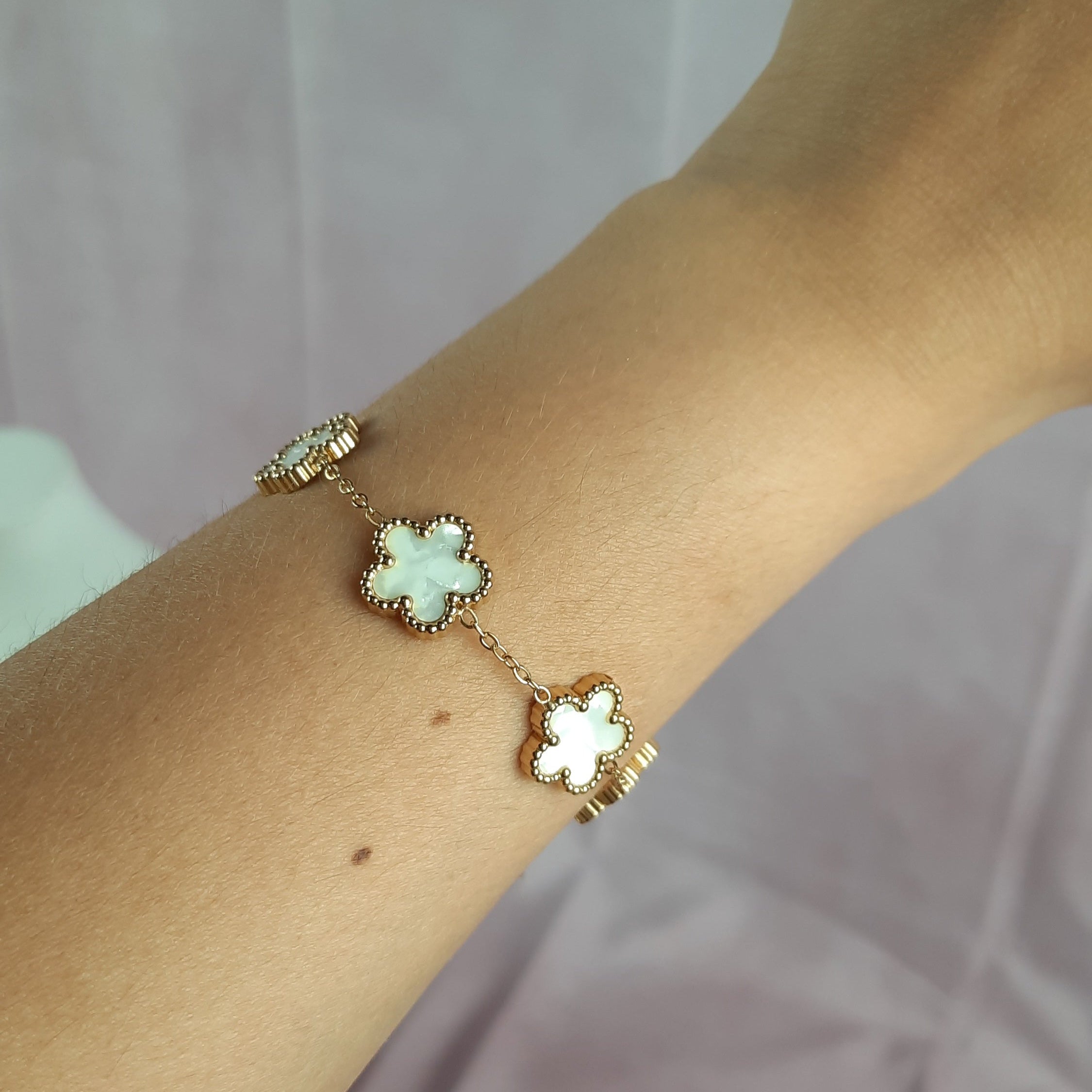 18k Gold-Plated Flower Bracelet